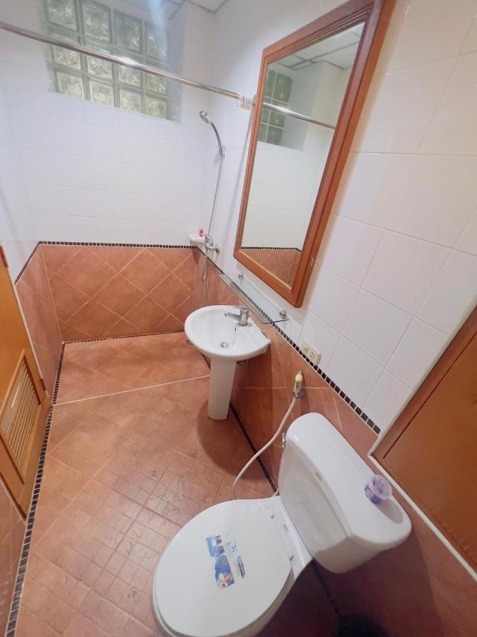 Royal Vista Hotel Patong Bagian luar foto